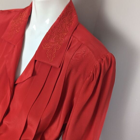 90s satin blouse, Red blouse, Embroidered collar, flowy shirt, pleated front - Picture 5 of 8